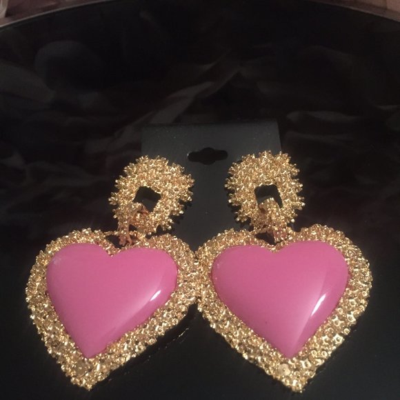 4 for $15 - Barbie Pink Heart Earrings - Picture 3 of 3